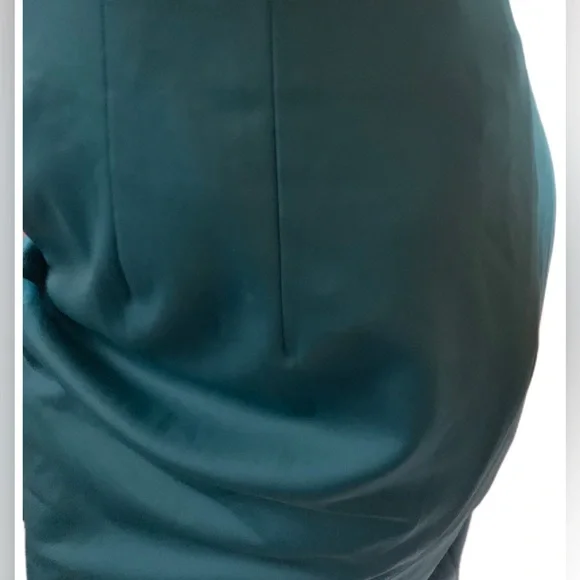 Lane Bryant blue skirt minimalist.💙💙 - Picture 4 of 8